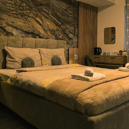 Apartment Lux 5 & Ljubljana